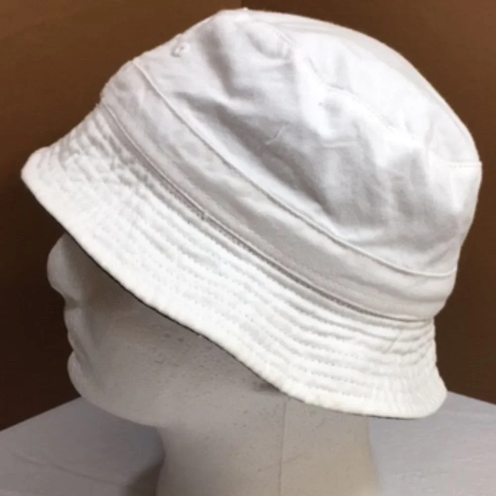 Levi Strauss Signature White Black Reversible Bucket Hat Small